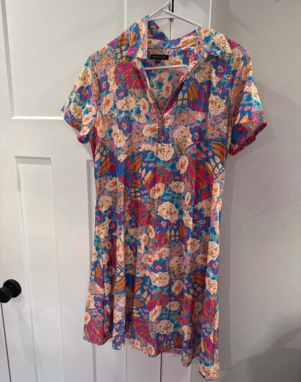 Ava & Grace Floral Dress Size M Multicolored Short Sleeve Zip Neck